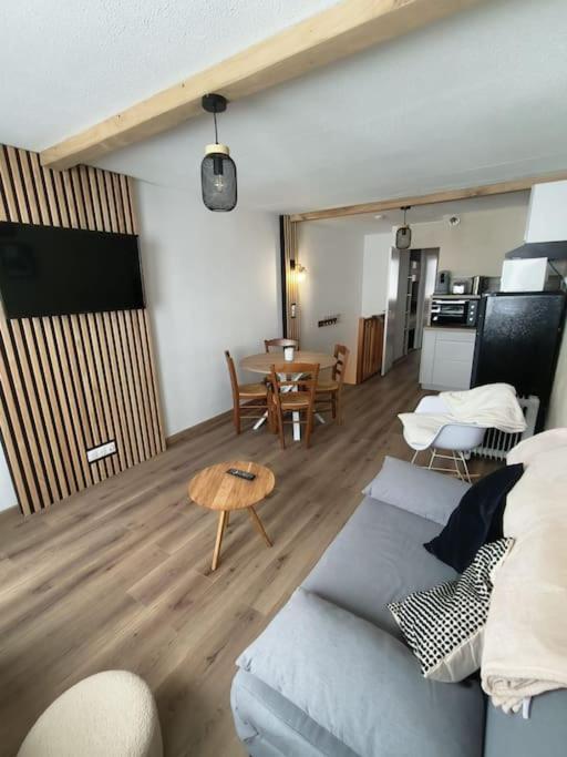 Apartament T2 Cosy Au Pied Des Pistes Bagnères-de-Bigorre Zewnętrze zdjęcie